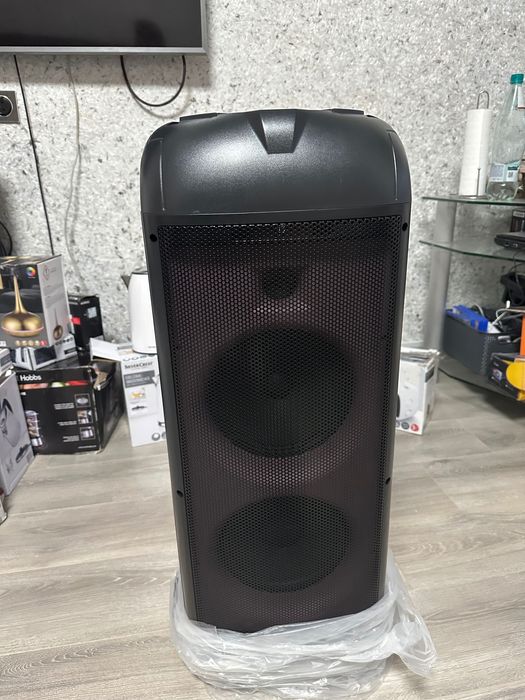 Lenco PA-360 — це акустична система для вечірок із диско-шаром