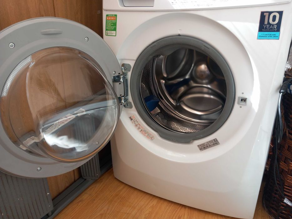 Pralka Electrolux XXL, 7,5 kg.