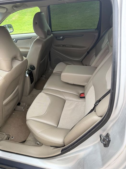 Volvo XC70 2.4D 2006 год 4WD