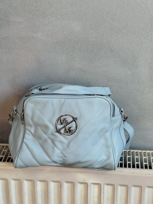 Elegancka błękitna  torebka