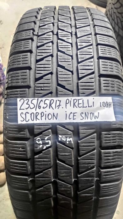 шина одиночка 235/65R17. стан нових 60 резина 245