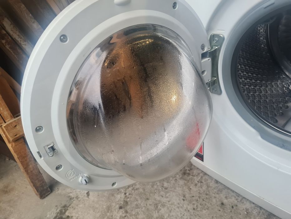 Пралка AEG L7648