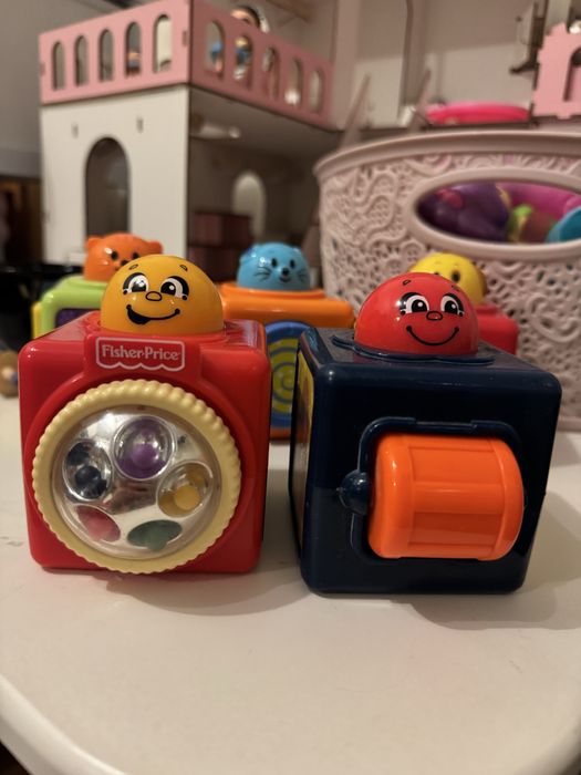 Рухомі кубики fisher price