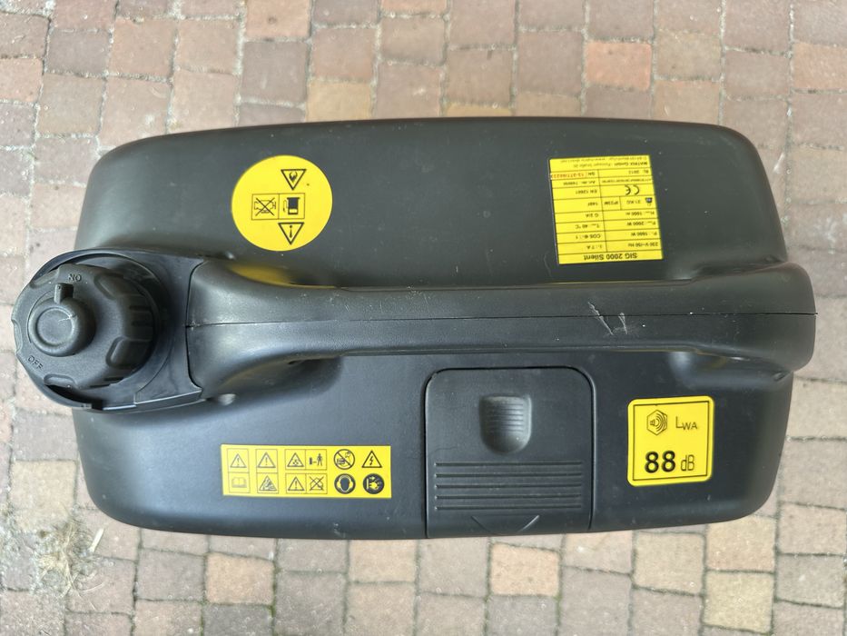 STANLEY SIG 2000 Silent – Cichy agregat  inwerterowy walizkowy 2kW / 1.6kW