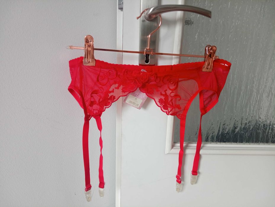 Pas do pończoch z haftem,M/L