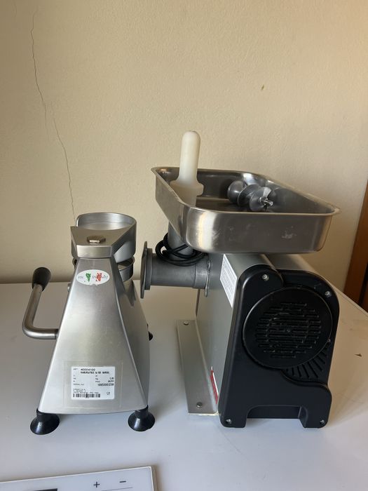 Máquina de carne Sirman TC8 Vegas