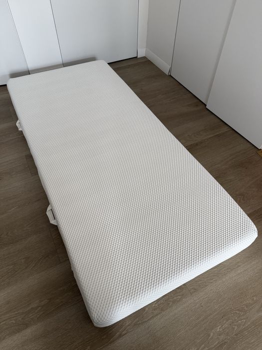 Materac piankowy 90x200 cm biały pokrowiec zdejmowany