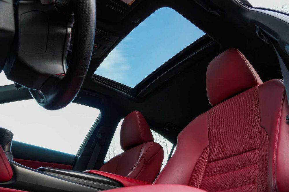 Lexus IS 300      2016