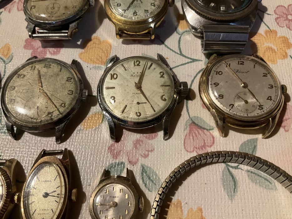 Lote de relogios para pecas ou restauro