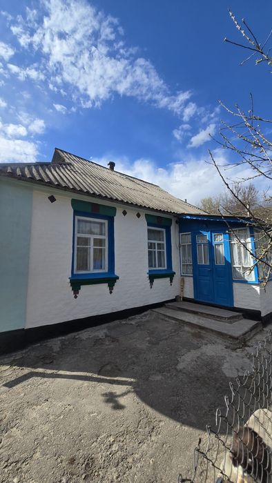 Продаж будинку с Потоки