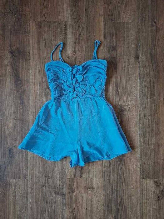 Niebieski kombinezon, jumpsuit ZARA r. S na lato.