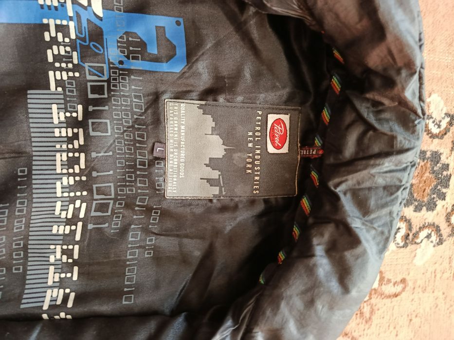 Чоловiча весняна куртка