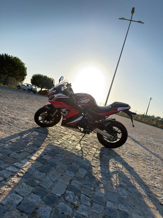 Mota 125 como nova