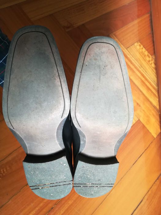 Sapatos tamanho 44/45