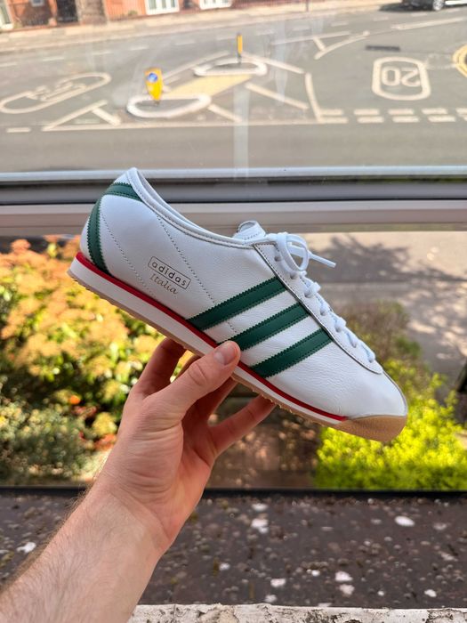 Кросівки чоловічі adidas Italia 70s у кольорах Cloud White / Collegiate Green нові Лондон Є інші розміра та моделі дивіться ще другі оголошення