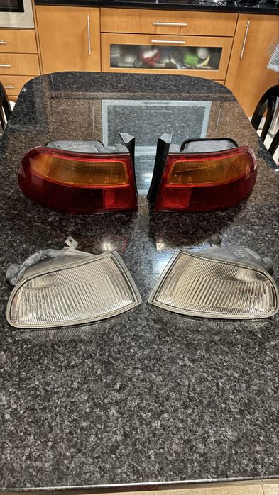 Conjunto de farois principais e farolins traseiros Honda Civic Sedan EH9(1991-1995)
