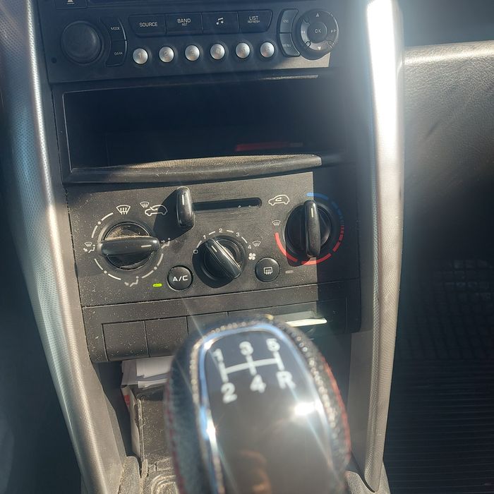 Продам Peugeot 207sw 1.4 бензин 2008 рік  пробіг 232.тис.