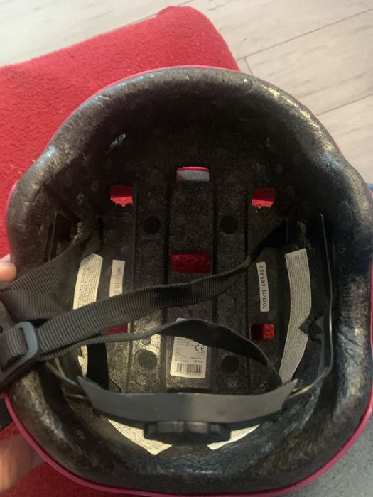 Rozowy kask decathlon r s 52-54