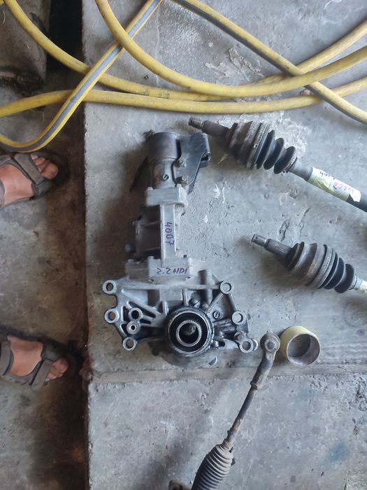 Роздатка Peugeot 4007