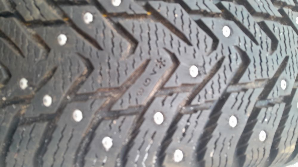 Два диска з шинами  Рено-Меган  R16-5х114.3 ет47 діа66.1-