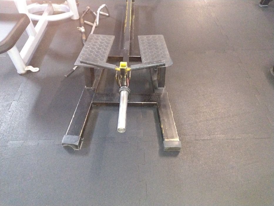 Krzyżak hes-martwy ciąg