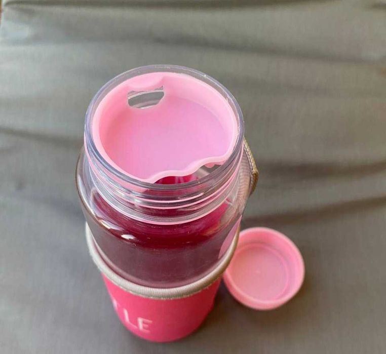 Бутылка My Bottle пластиковая розового цвета с чехлом