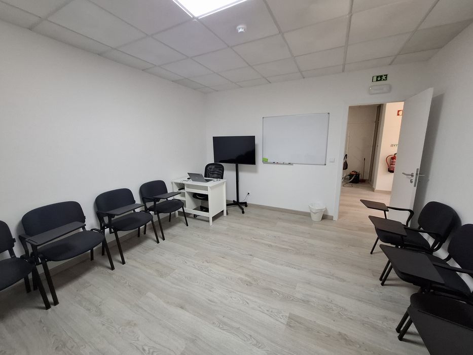 Salas para terapias e sala de formação