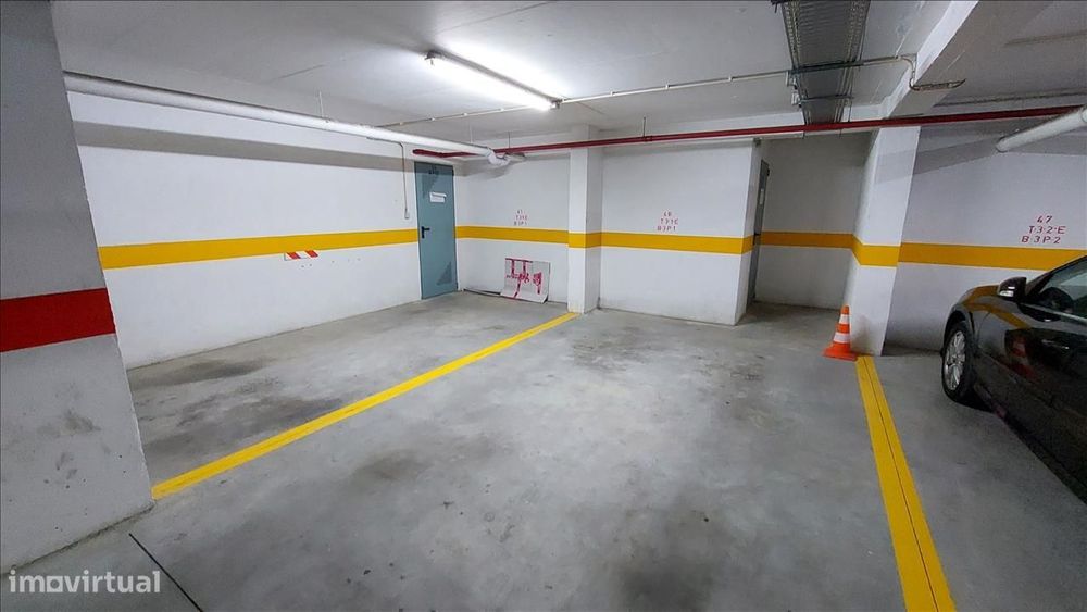 Deslumbrante T3 em condomínio fechado