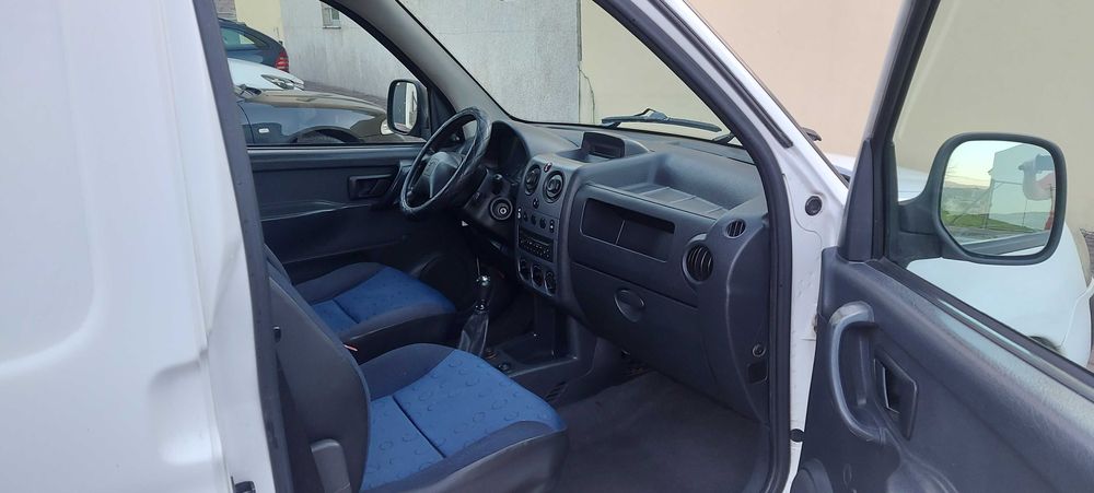 Peugeot Partner 2.0 HDI Excelente Estado