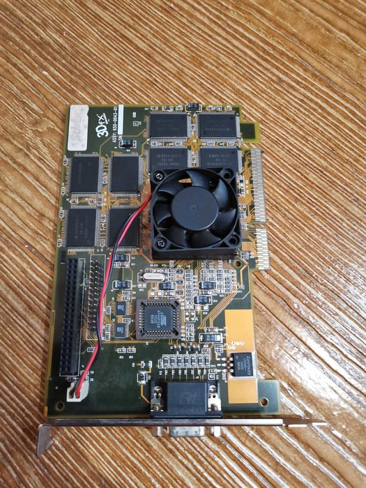 Видеокарта 3Dfx Voodoo Banshee 16Mb