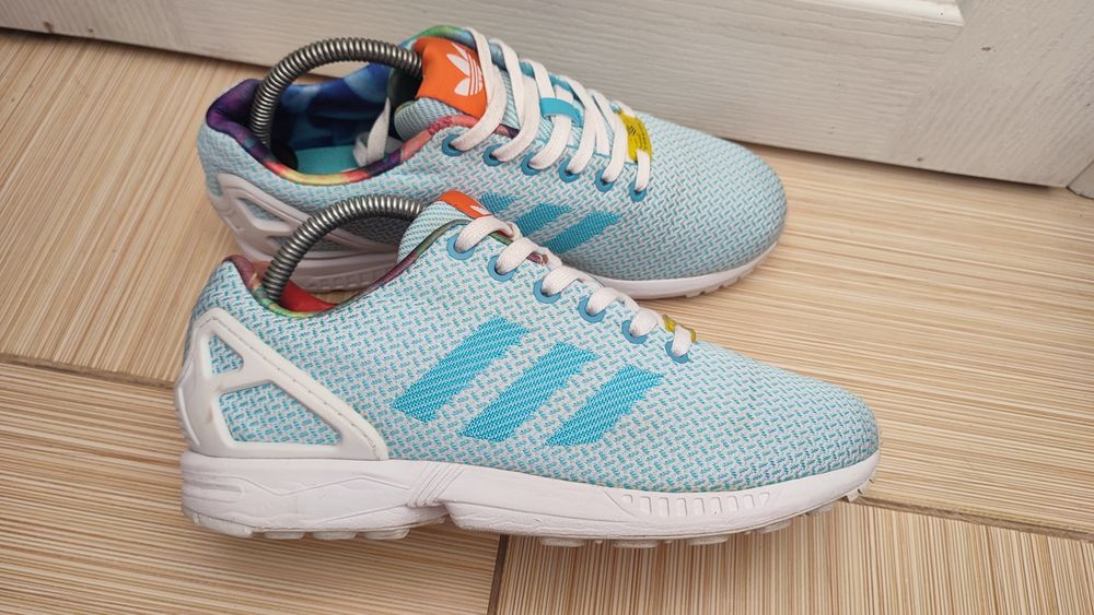 adidas originals zx - купити жіноче взуття - Ціна на OLX.ua