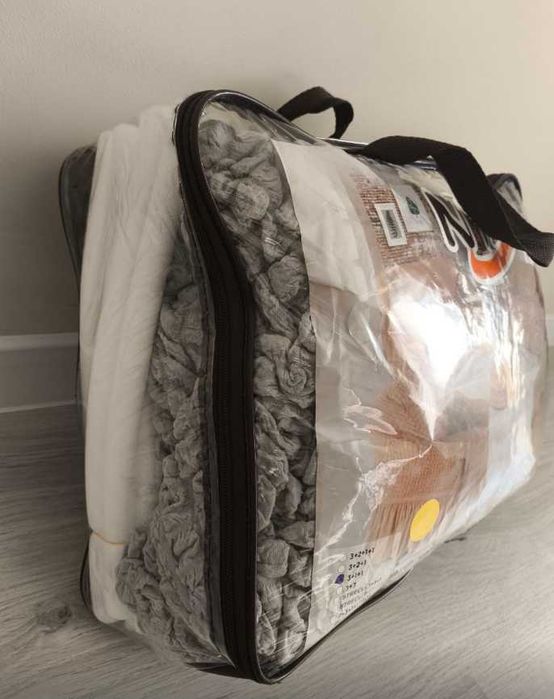 Чохли на диван і крісла універсальні з оборкою жатка Сірий