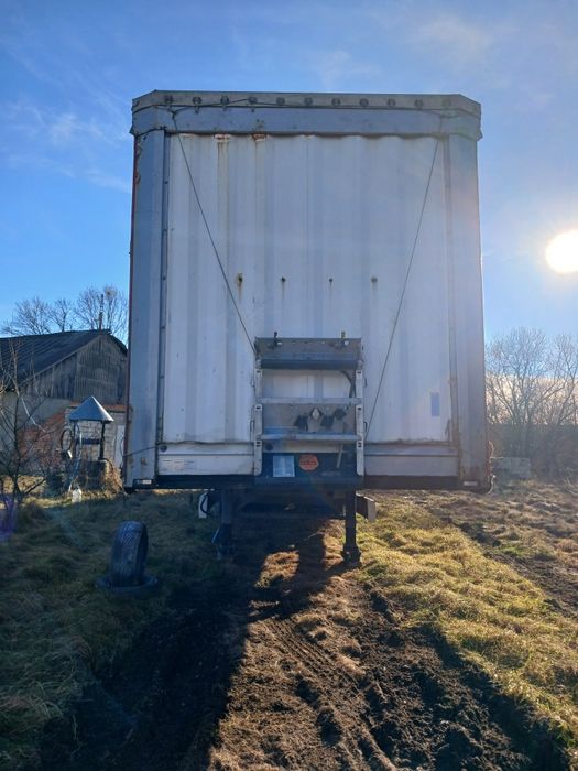 Полуприцеп KRONE