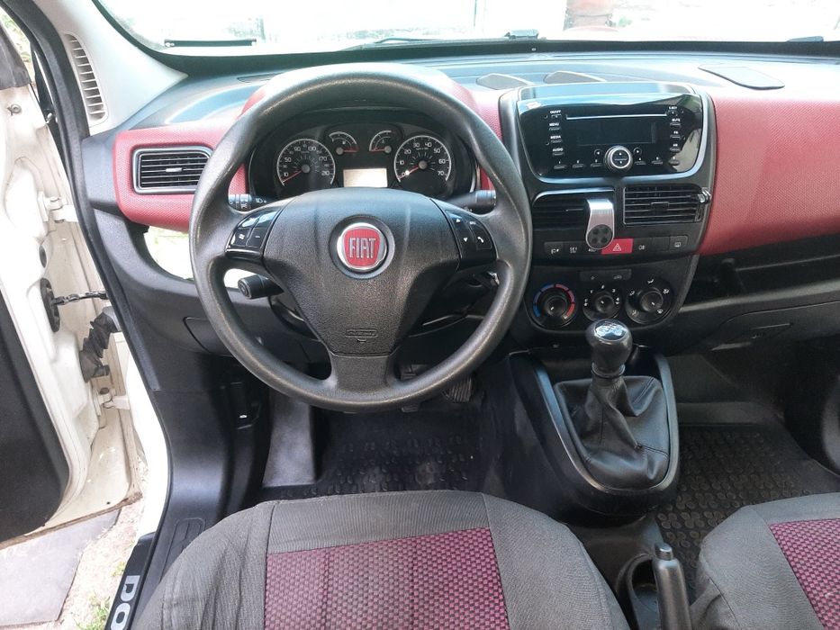 Продам Fiat добло 1.6 турбо дизель .Грузовик максимальна база.