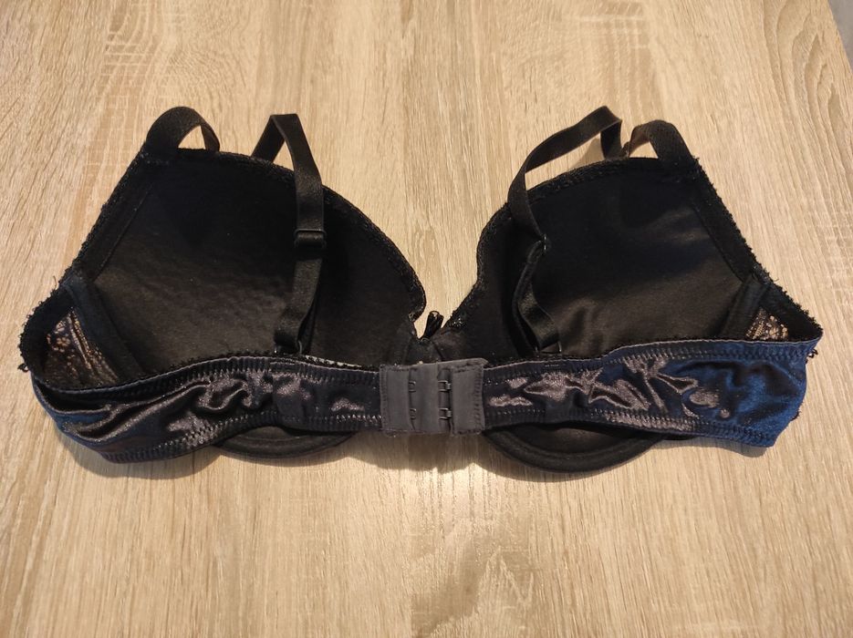 Biustonosz Body czarny rozmiar 85/C