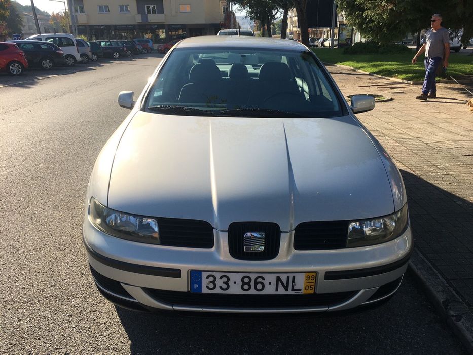 Seat toledo  corro muito bom comfortavel estou querendo teocar por um carro inferior aceito retoma