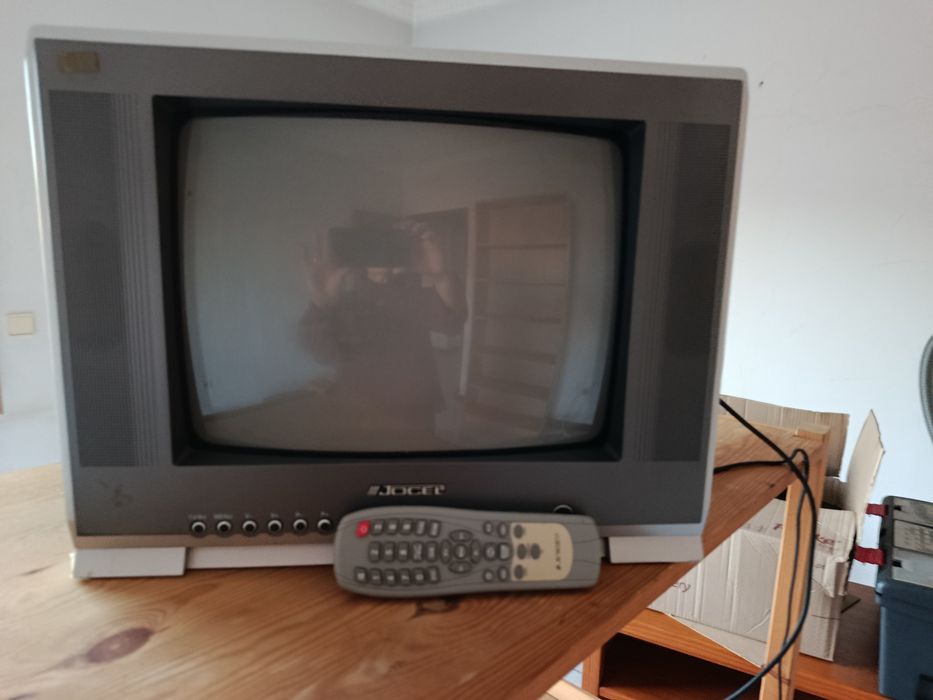 Televisão a cores Jocel