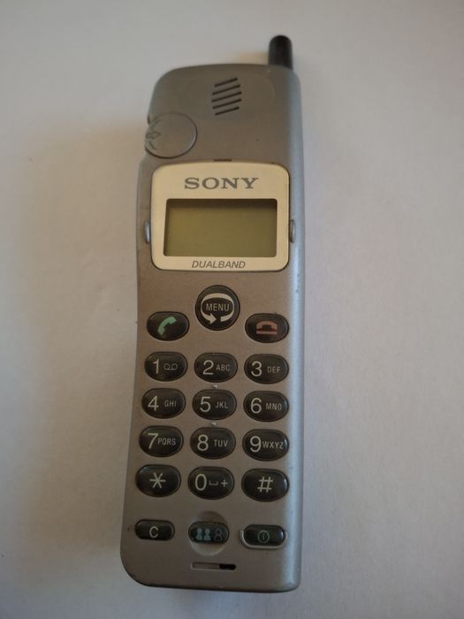 Sprzedam telefon Sony Dualband dla kolkcjonera
