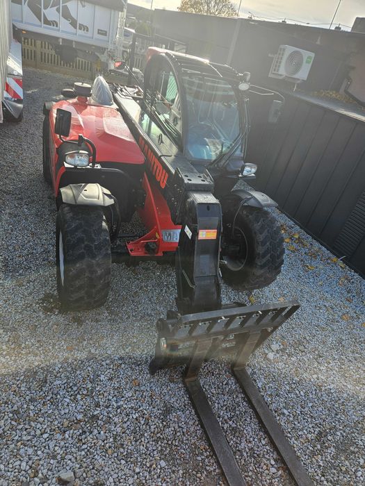 Ładowarka teleskopowa Manitou 737