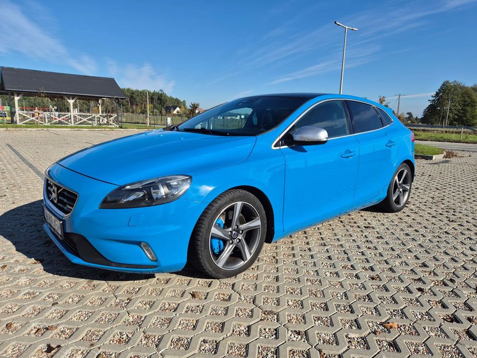 Volvo V40