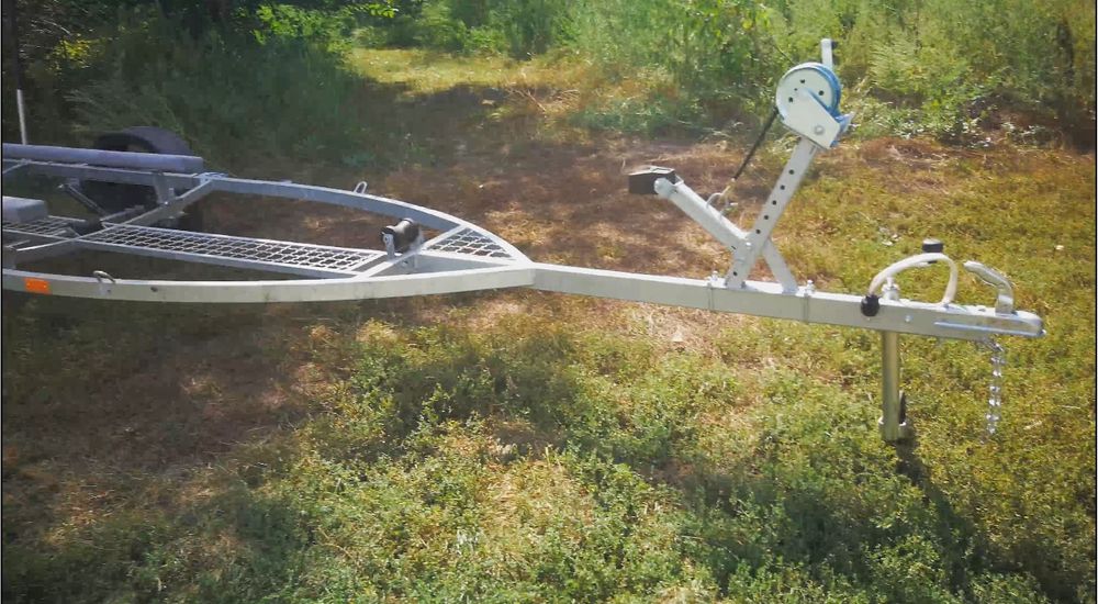 Продам лодочный прицеп