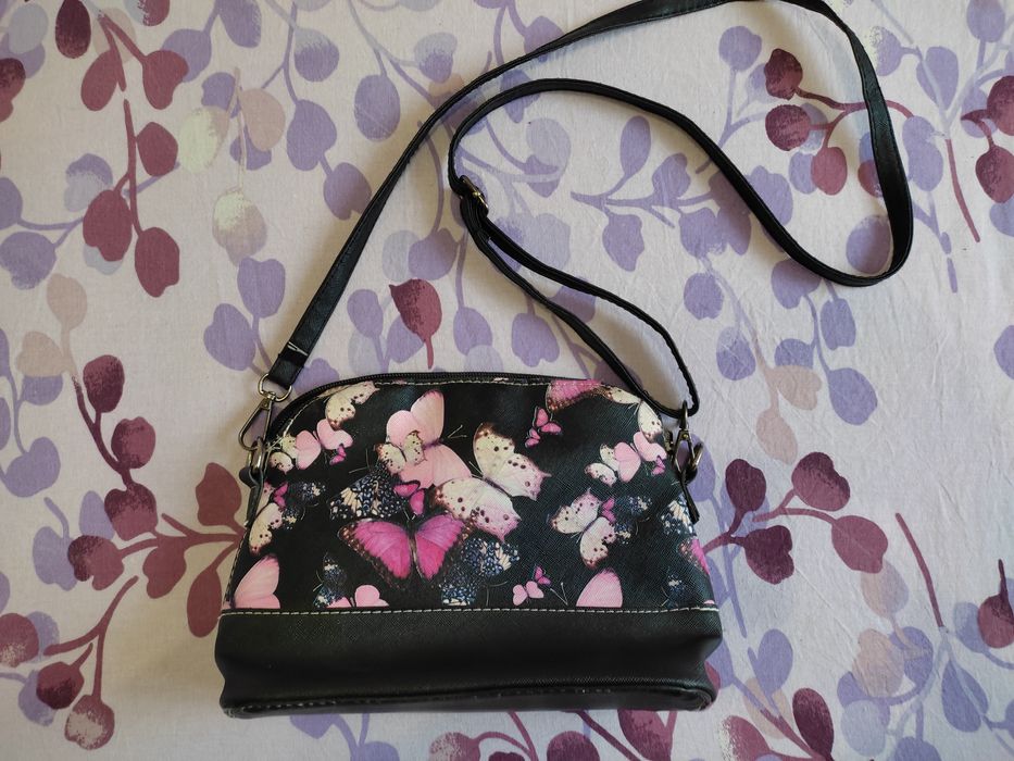 Крос -боді, дівчача сумка через плече