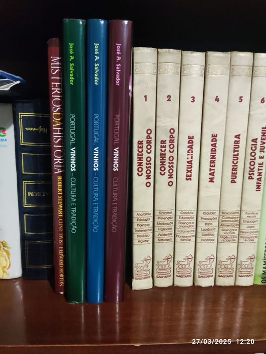 Vendo várias coleções