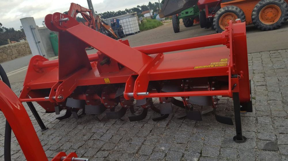 Fresa agricola 2.00 m reforçada de 6 facas