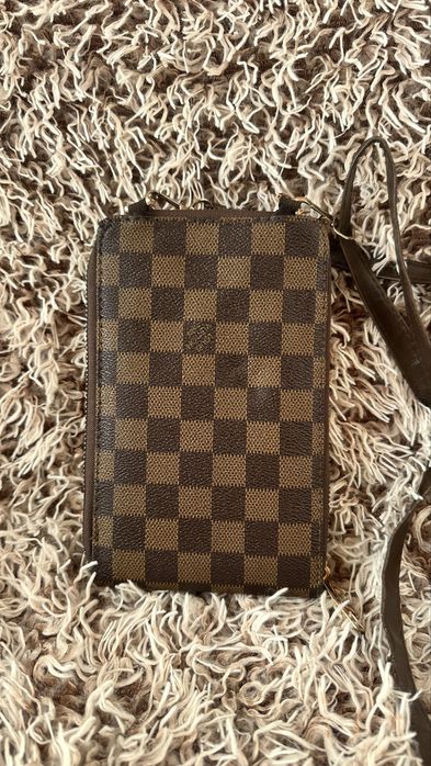 Жіноча сумка-гаманець Луї В