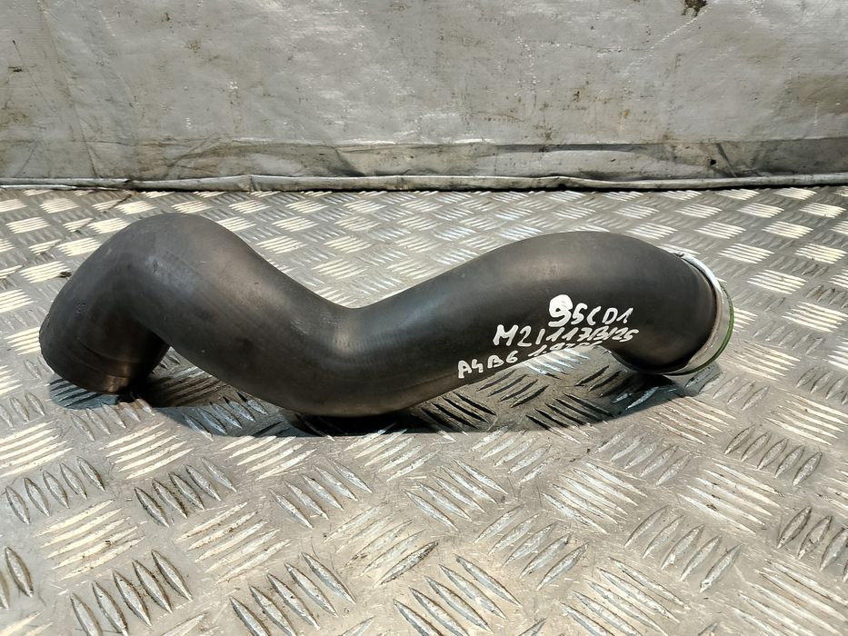 Przewód Rura Wąż Intercoolera Audi A4  B6 2.0 Tdi