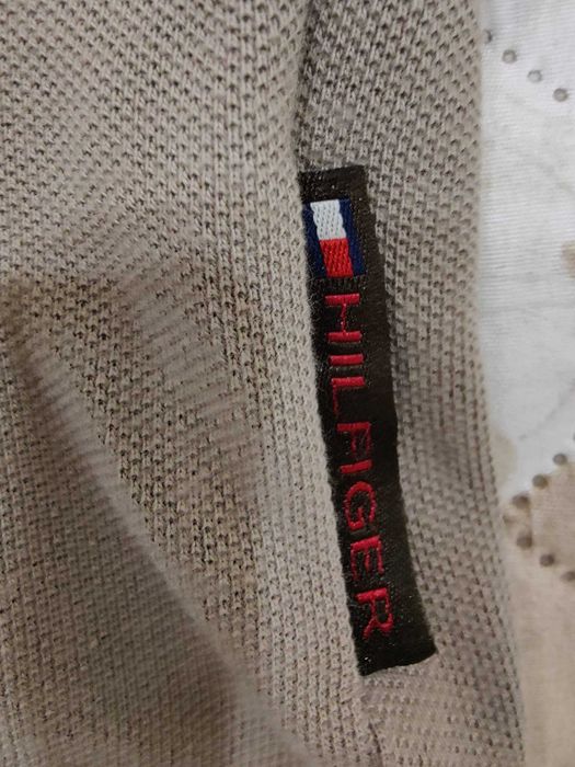Polo manga comprida Tommy Hilfiger tam. L em excelente estado