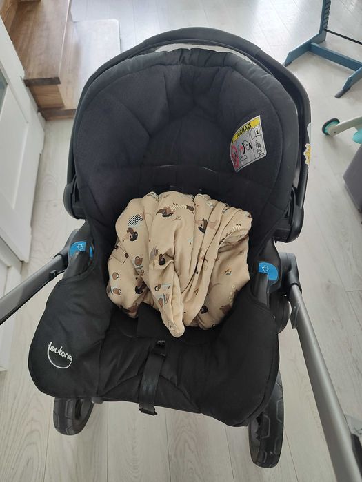 Wózek 3 w 1 firmy Teutonia granatowy