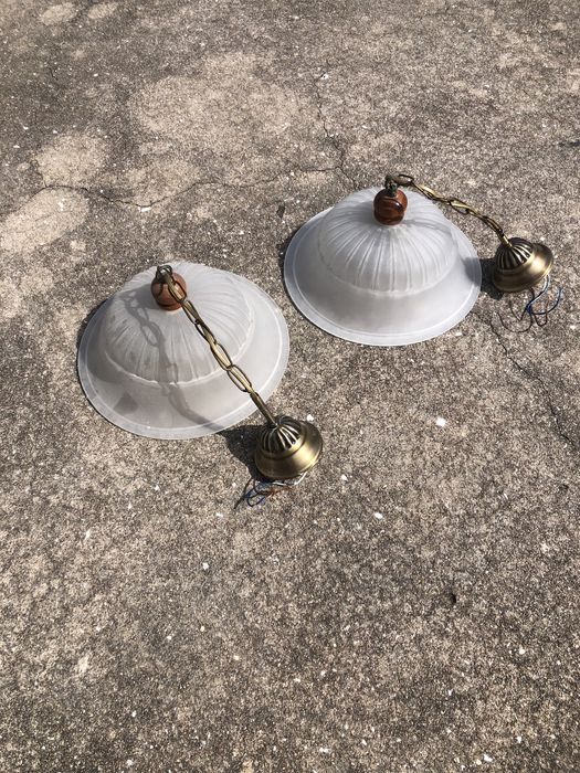 Dois candeeiros em vidro