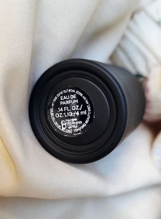 Woda perfumowana perfumy  Tom Ford Ombre Leather miniaturka miniatura